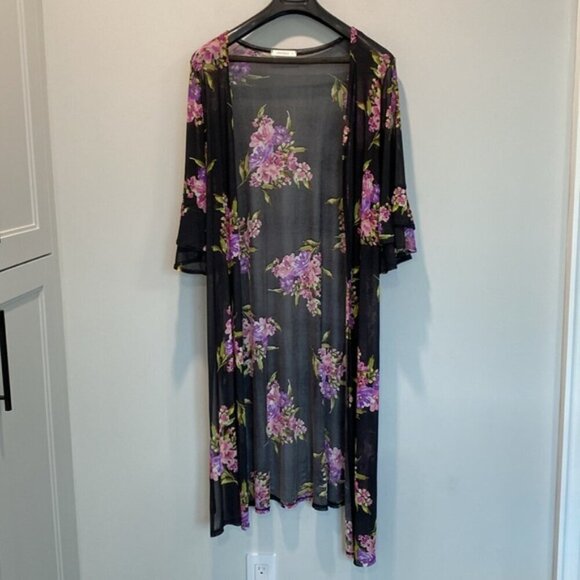 Emerald Black Floral Duster size 1X - Picture 10 of 12